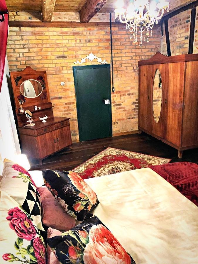 Aconchegante Casa De Hospedagem Enxaimel Тимбо Экстерьер фото