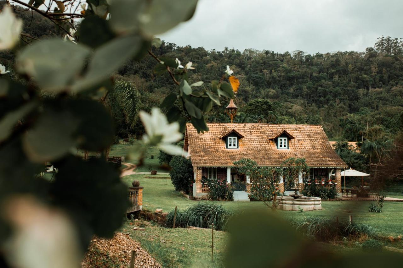 Aconchegante Casa De Hospedagem Enxaimel Тимбо Экстерьер фото